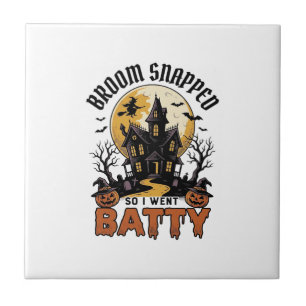 Lustige Hexe Halloween Spukhaus Batty Grafik Fliese