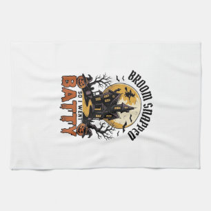 Lustige Hexe Halloween Spukhaus Batty Grafik Geschirrtuch