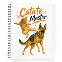 Lustige Karate-Katze tritt deutschen Schäferhund