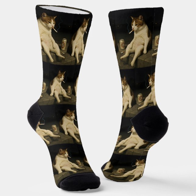 Lustige Katze mit Zigarette Gen Z Meme Socken (Gewinkelt)