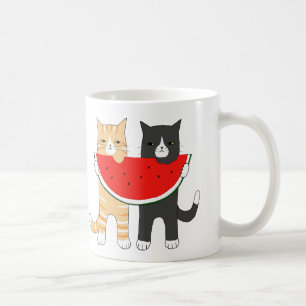 Lustige Katzen-TasseTabbytuxedo-Katze mit der Kaffeetasse