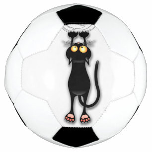 Lustige Katzenfigur kratzt Stoff Fußball