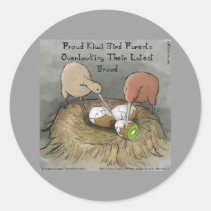 Lustige Kiwi-Vögel pflegen ihre Früchte Runder Aufkleber