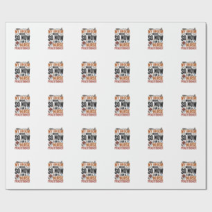 Lustige Krankenschwester-Praktikerin Hexe Hallowee Geschenkpapier