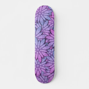 Lustige lila Blumen Skateboard