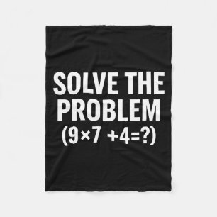 Lustige Mathematik Lösen Sie Das Problem (9x7+4=_) Fleecedecke