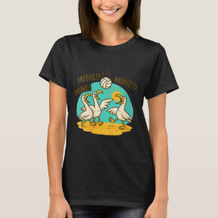 Lustige Möwen Volleyball Strand Cartoon Damen T-Shirt