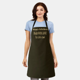 Lustige Mutter beim Kochen Schürze