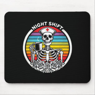 Lustige Nachtschicht Krankenschwester Skelett Frau Mousepad
