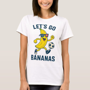 Lustige Nana-Fußball-Cartoon-Tritte Ll USA-Flagge T-Shirt