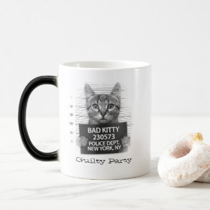 Lustige Personalisierte Schuldige Katze Verwandlungstasse