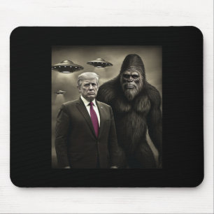 Lustige Trump Bigfoot Ufo Alien Begegnung Verschwö Mousepad