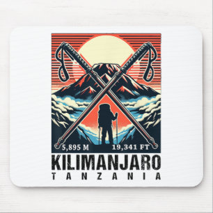 Lustige Wandern Kunst Bestieg den Kilimandscharo F Mousepad