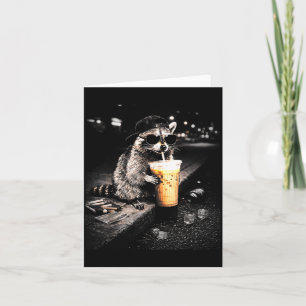 Lustige Waschbär-Trinken-Eiskaffee-Illustration Karte