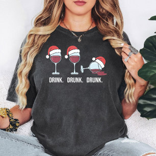 Lustige Weihnachtsgetränk betrunkene Weingläser Fe T-Shirt