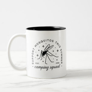 Lustige Zitate über Camping-Mücken im Sommer mit s Zweifarbige Tasse