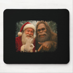 Lustiger 67 Weihnachtsmann mit Bigfoot Six Seven 6 Mousepad