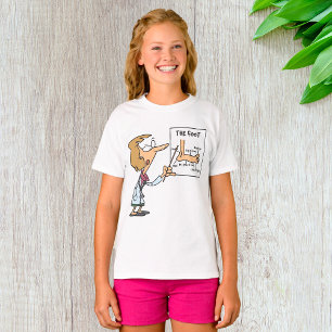 Lustiger Arzt unterrichtet Fußanatomie T-Shirt