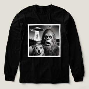 Lustiger Bigfoot & Hund für Alien-Gläubige Tri-Blend Shirt