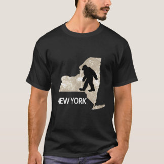 Lustiger Bigfoot, ich glaube, liebt New York Ny T-Shirt