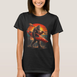 Lustiger Bigfoot-Kajakfahren Retro-Sonnenuntergang T-Shirt