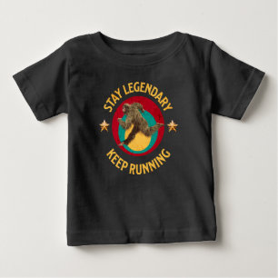 Lustiger Bigfoot Laufmotivation Baby T-shirt