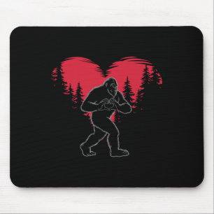 Lustiger Bigfoot verliebt Herz Glücklicher Valenti Mousepad