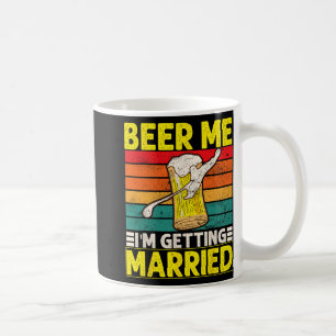 Lustiger Bräutigam Junggesellenabschied Bier Geben Kaffeetasse