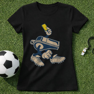 Lustiger Cartoon-Schiedsrichter hält gelbe Fußball T-Shirt