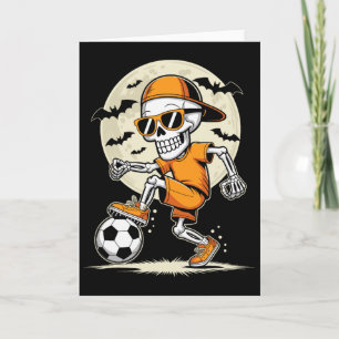 Lustiger Cartoon-Skelett-Halloween-Fußballspieler- Karte