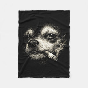Lustiger Chihuahua-Gesichtsmeme-Hund raucht Zigare Fleecedecke