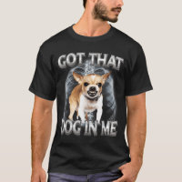 Lustiger Chihuahua hat diesen Hund im Hunde-Liebha