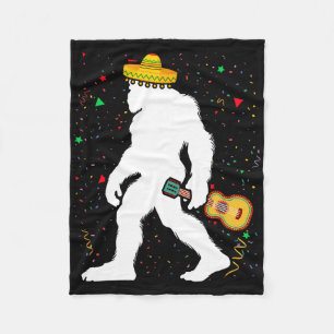Lustiger Cinco De Mayo Bigfoot Mexikanische Gitarr Fleecedecke
