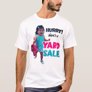 Lustiger Eilverkauf Es gibt einen Garagenflohmarkt T-Shirt