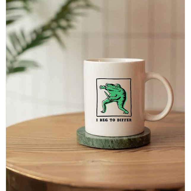 Lustiger Frosch mit Messer – "Ich bitte zu widersp Kaffeetasse (Von Creator hochgeladen)