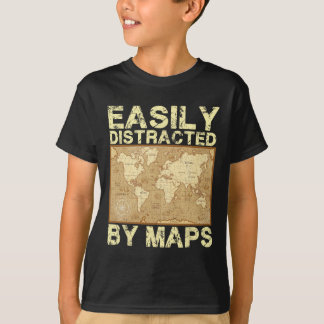 Lustiger Geografielehrer, leicht abgelenkt durch K T-Shirt