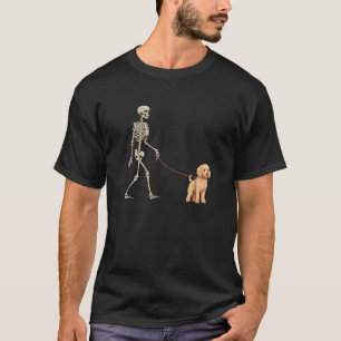 Lustiger Goldendoodle-Skelett-Hund läuft Halloween T-Shirt
