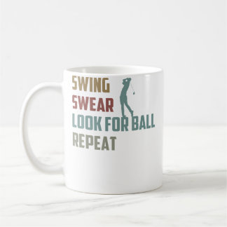 Lustiger Golfer sucht nach Ball wiederholt Golfspi Kaffeetasse