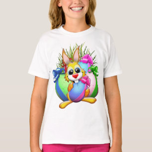 Lustiger Hase, der ein Osterei beißt T-Shirt