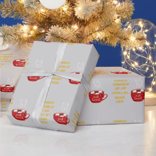 Lustiger heißer Kakao und festliche Weihnachtsstim Geschenkpapier