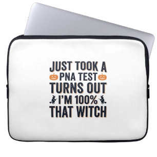 Lustiger Hexen-Test Halloween-Zitat Vektor-Design_ Laptopschutzhülle