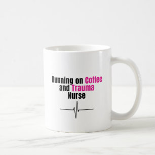 Lustiger Krankenpfleger Kaffeebecher – Läuft auf K Kaffeetasse