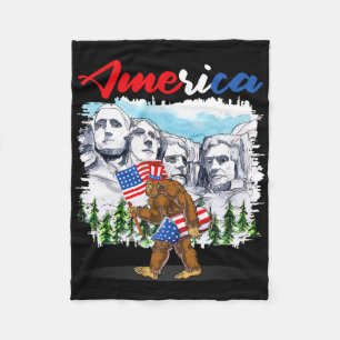 Lustiger Mount Rushmore Bigfoot Amerikanische Flag Fleecedecke