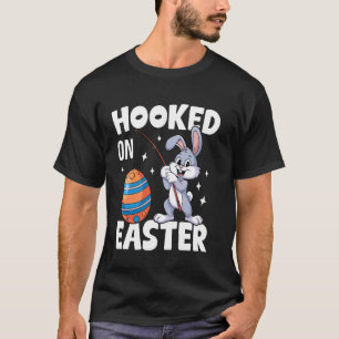 Lustiger Osterhase fischt nach Ostereiern Lustiger T-Shirt
