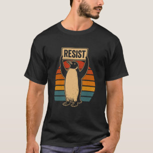 Lustiger Pinguin widersteht coolen Pinguinen Vinta T-Shirt