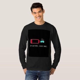 Lustiger Programmierer Niedrige Batterie Hoher Cod T-Shirt