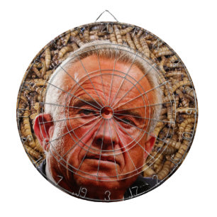 Lustiger Robert F. Kennedy Jr. mit rotem Gesicht & Dartscheibe