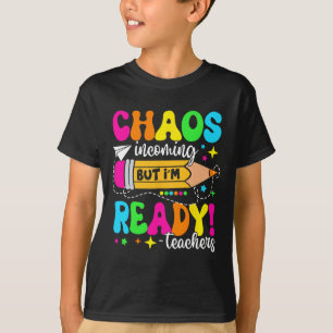 Lustiger Rückkehr-zur-Schule-Lehrer Chaos steht be T-Shirt