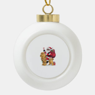 Lustiger Santa reitet auf einem Goldendoodle-Hund  Keramik Kugel-Ornament