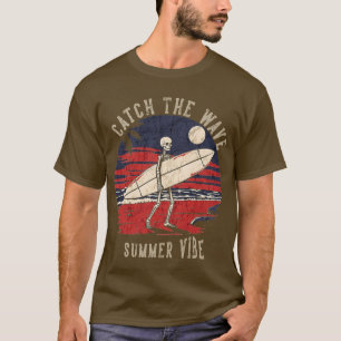 lustiger Schädel, schnappen Sie sich das Wellensom T-Shirt